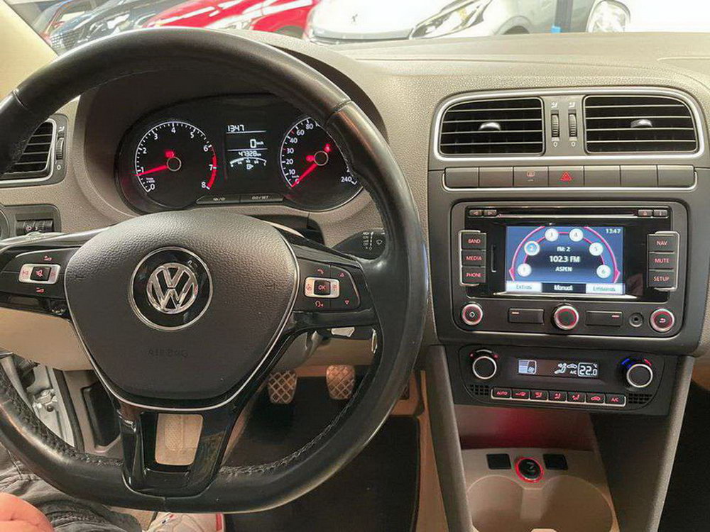 Volkswagen Polo 2017 Confortline 1,6 3