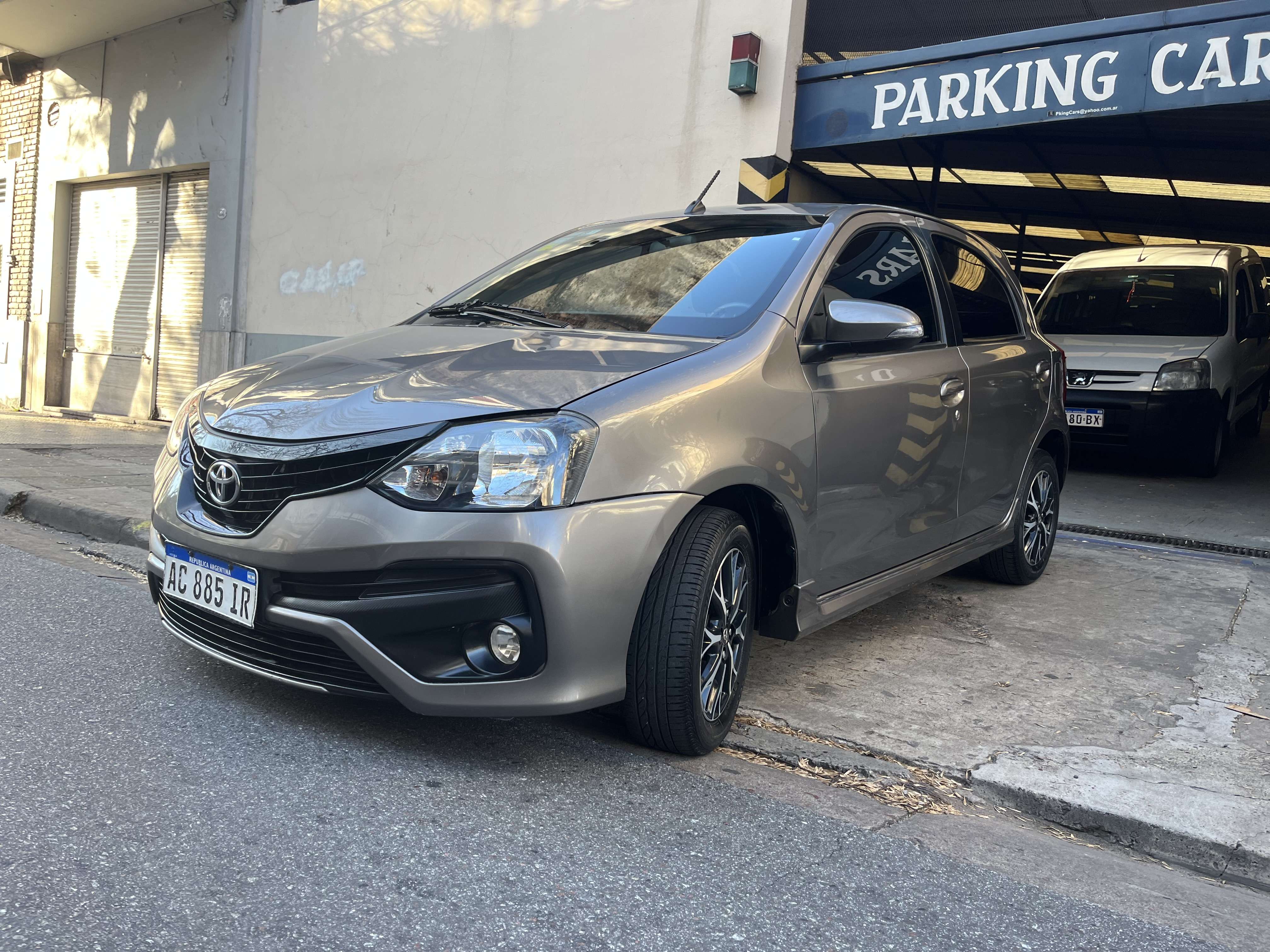 Etios Xls 5p